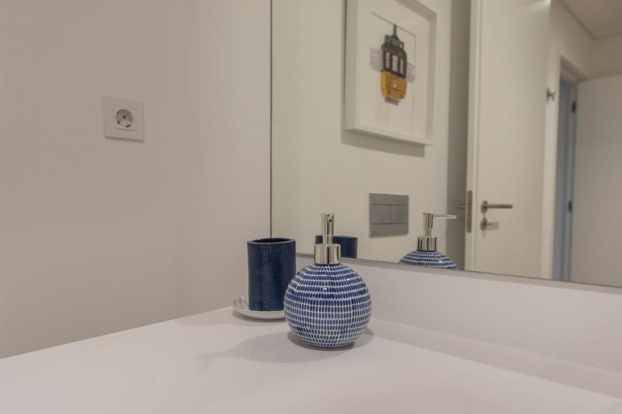 Lovelystay - Modern And Colourful Flat In The Heart Of Graca Lejlighed