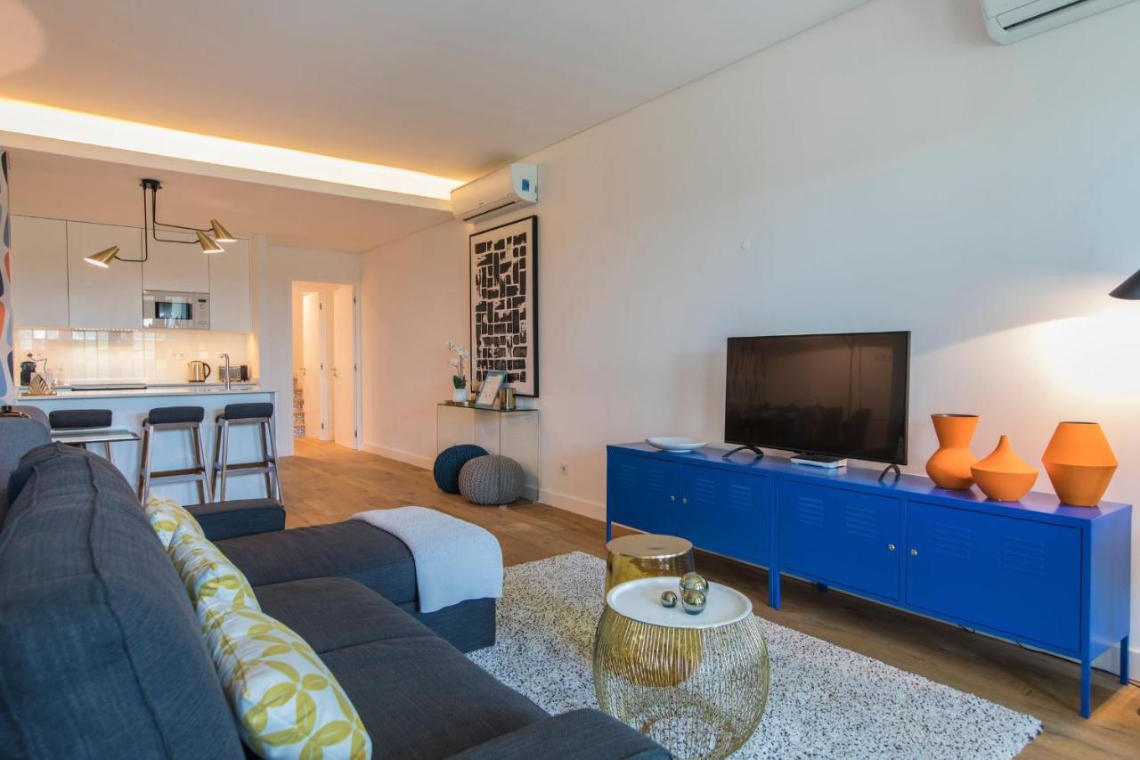 Lovelystay - Modern And Colourful Flat In The Heart Of Graca